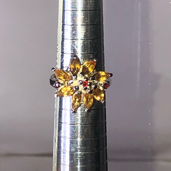 Sterling Silver Golden Citrine and Red Garnet Faceted Flower Ring Sz 7 - Picture 8 of 17